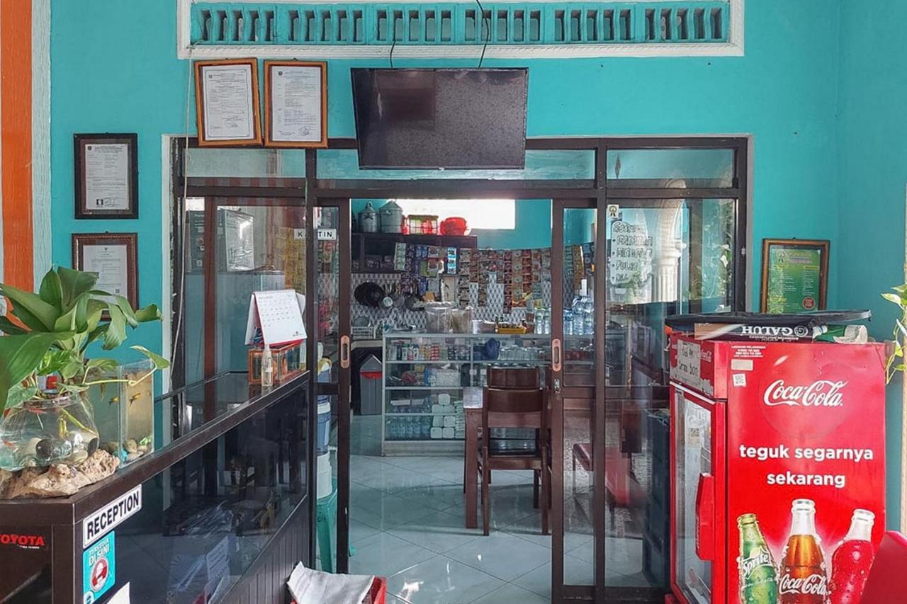 Icha Homestay Near Terminal Purabaya Madiun Εξωτερικό φωτογραφία